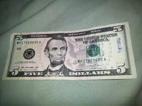 $5-Bill-On-Ebay-For-$0.99-Bin...