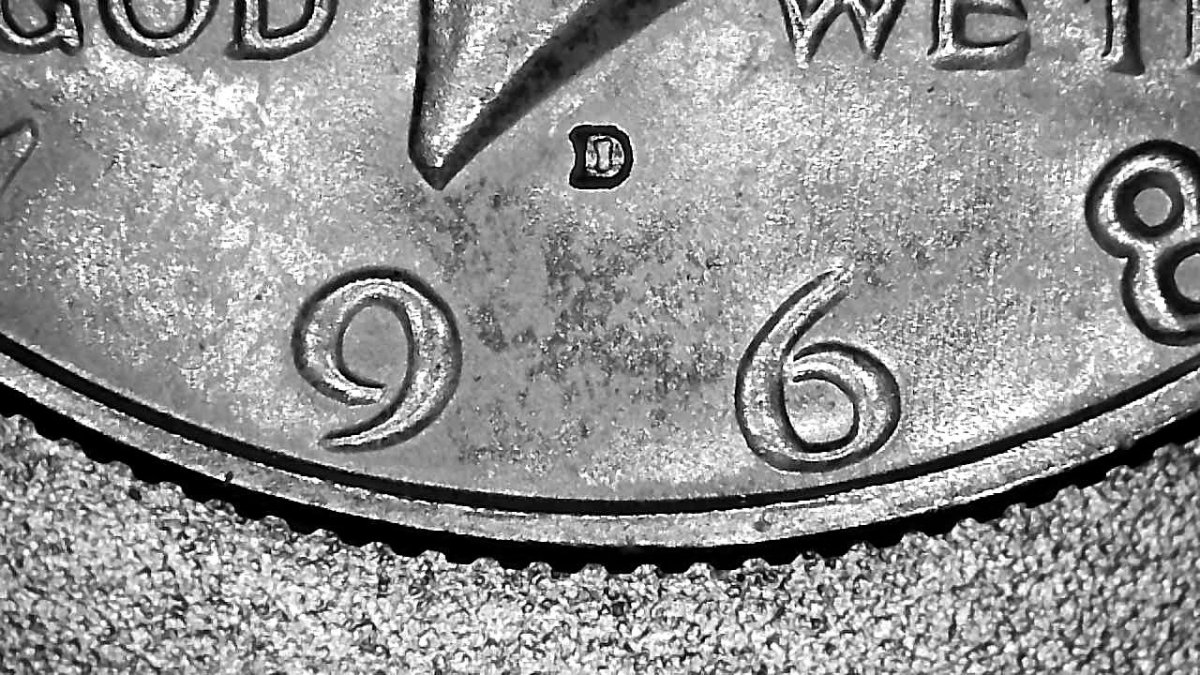 Uncirculated-1968-D-Kennedy-Half-Dollar-Tdo?