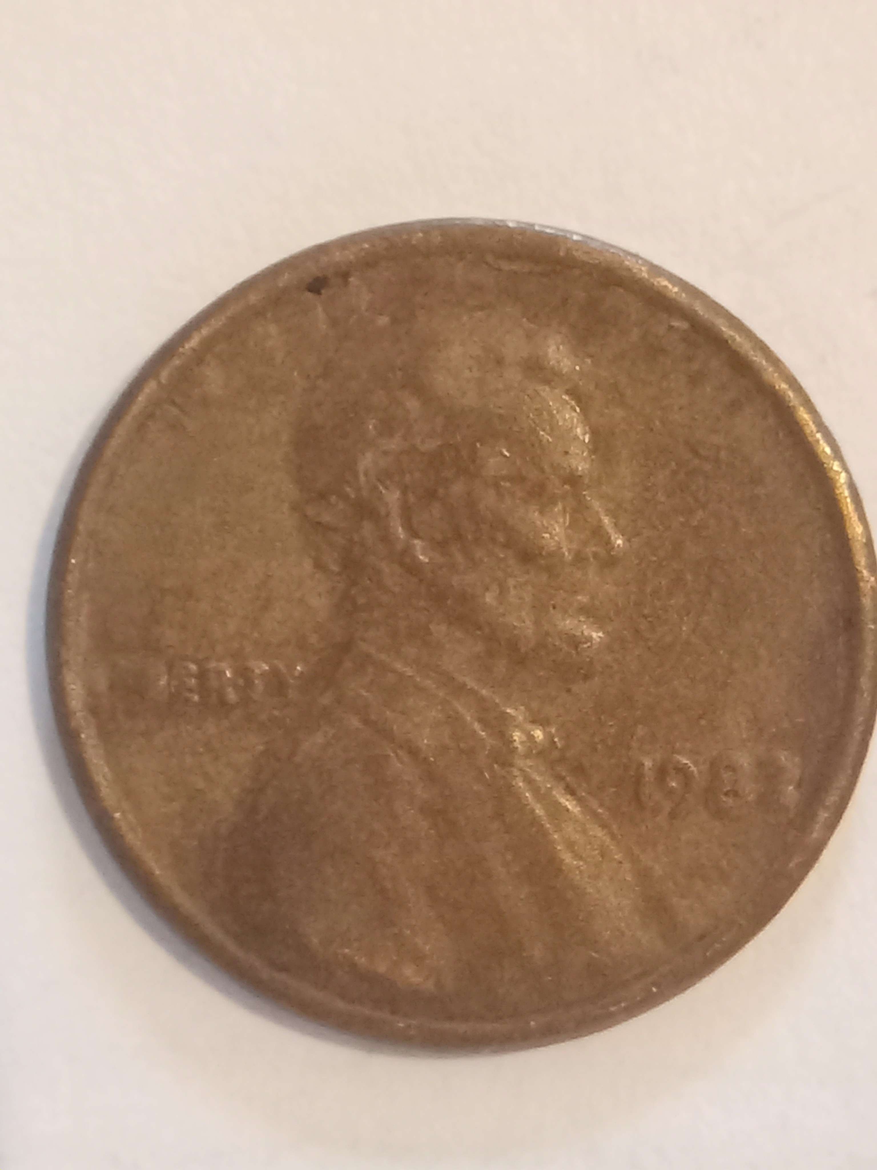 1982-Severe-Error-Coin-Is-Smashed-On-Both-Sides-But-Definitely-A-Mint-Error