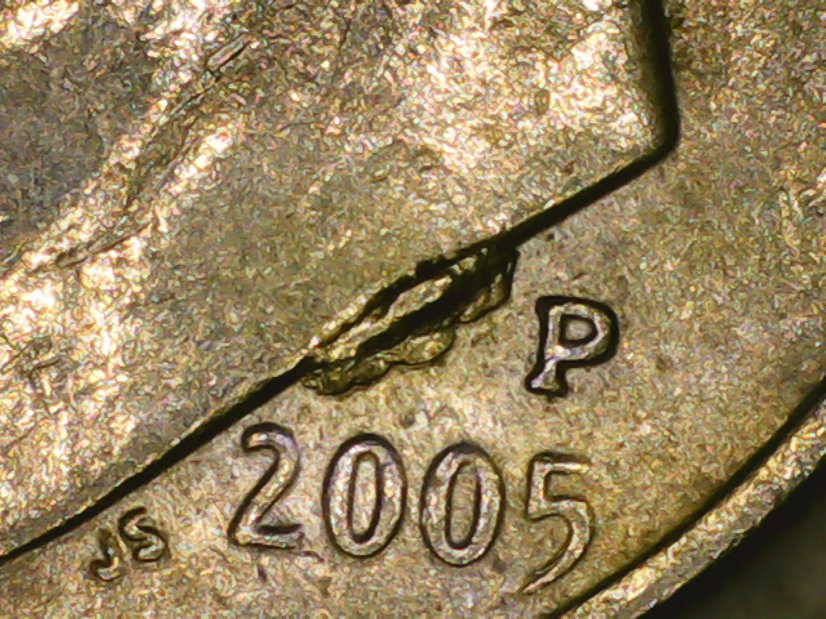 Does-My-2005-P-Dime-Have-A-Chip-On-His-Shoulder?-: