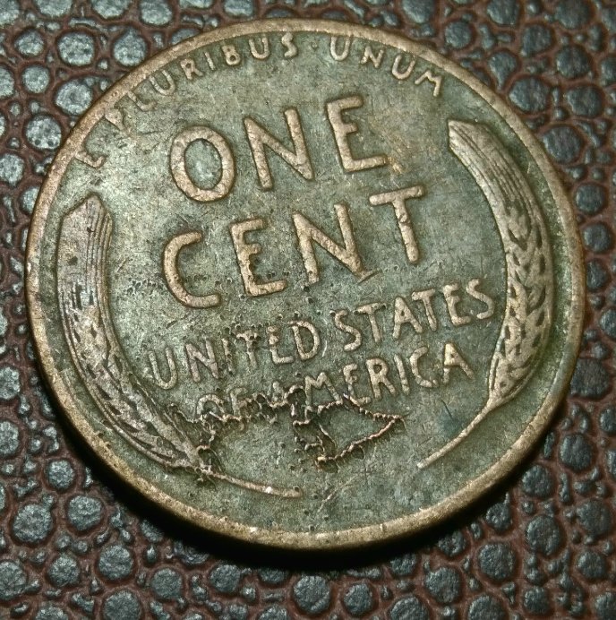 1951-Wheat-Penny-Hope-Someon-Can-Tell-Me-What-Has-Caused-The-Back-Of-This-Coin-To-Look-Like-It-Does.