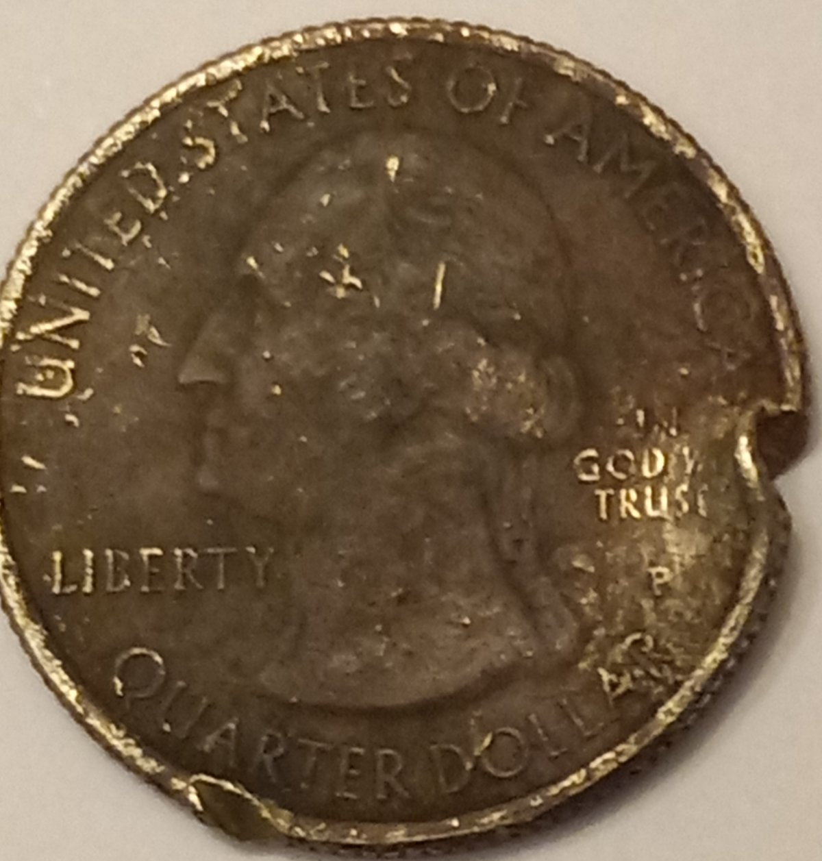 2013-South-Dakota-State-Quarter.-Mint-Damage?-Missing-Clad?