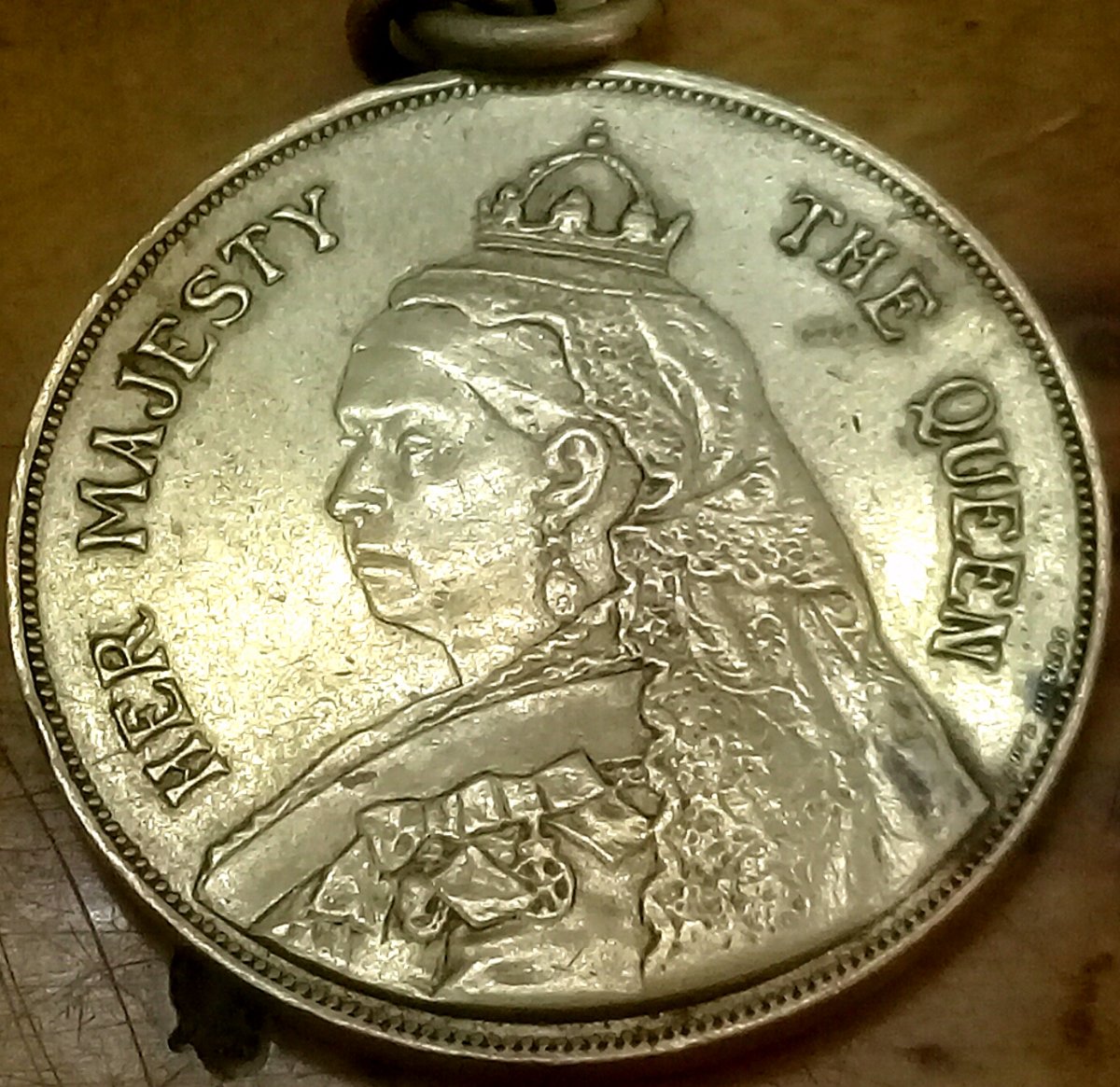 Vicotia-Queen-Medal-1837-1887