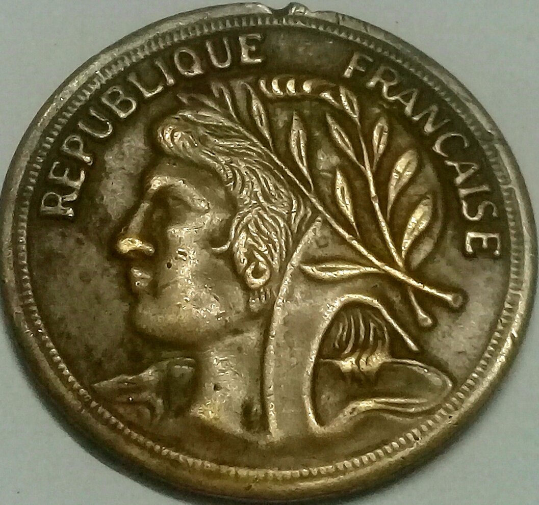 French-Crown-Medal-Or-Token