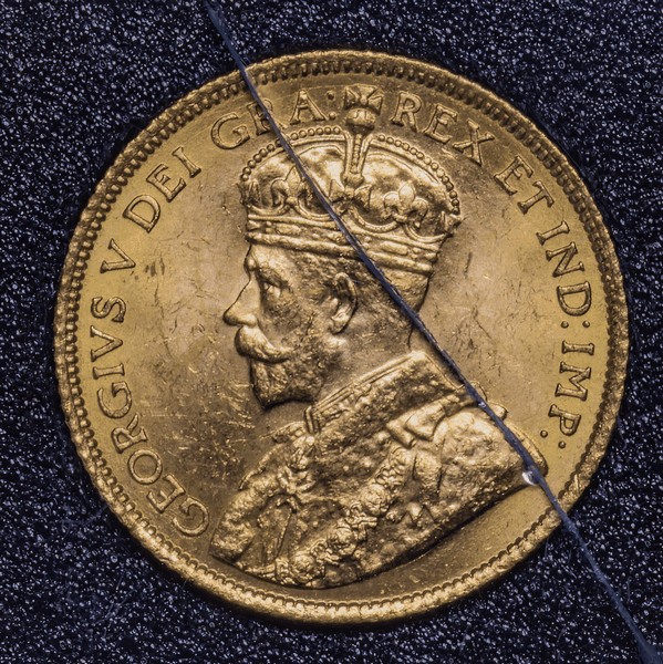 Ungraded-1914-Gold-Hoard-$5-And-$10---Thoughts?