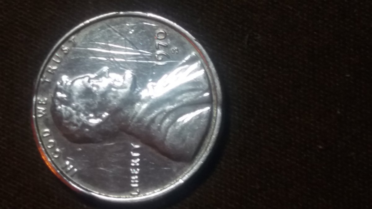 Is-A-1970-S-Proof-Penny-Magnetic?