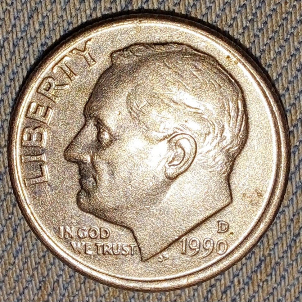 Dime-DDR-1990-D-Am-I�looking-At-This-Spot-For-Doubling?