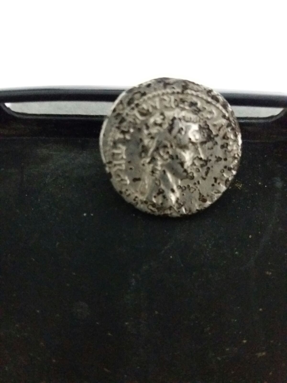 What-Is-This-Coin?-And-Is-It-Worth-Anything