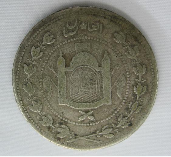Need-Help-Identifing-2-Coins,-Large-Silver?