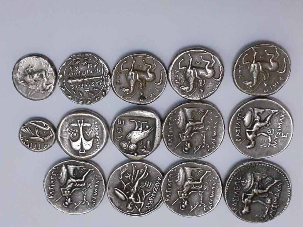Got-A-Bunch-Of-Old-Roman-Coins-Here