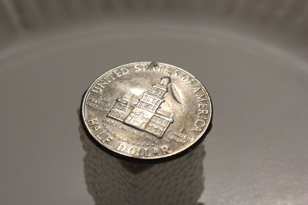 1976-Kennedy-Half-Dollar-Rim-And-Laminating-Errors?