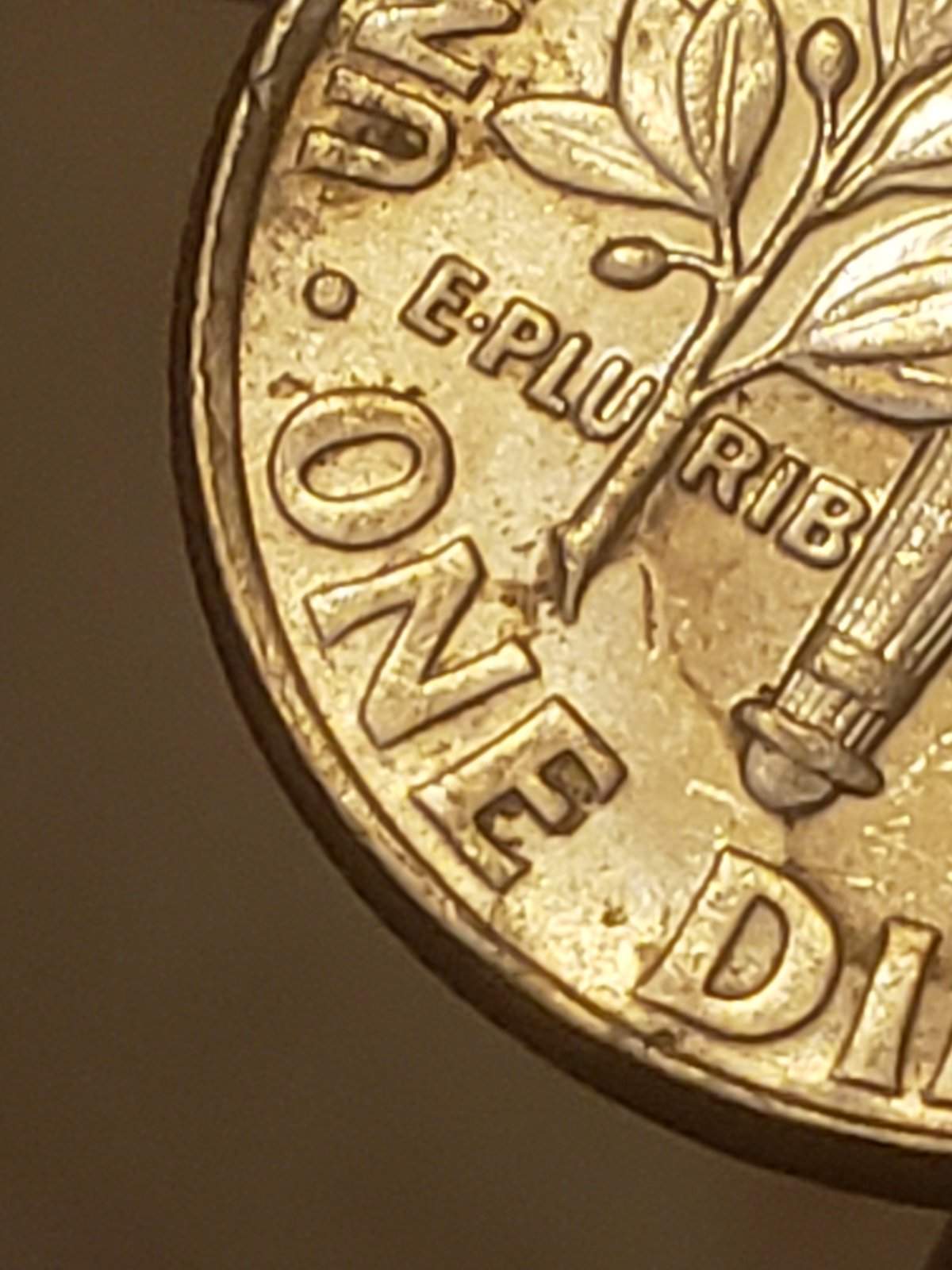 2002-D-Dime-Large-Lamination-Die-Crack-Or-Clash?