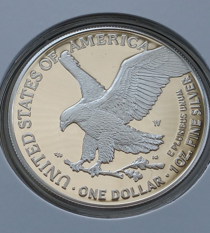 2022-W-Congratulations-Set-Struck-Through-Error