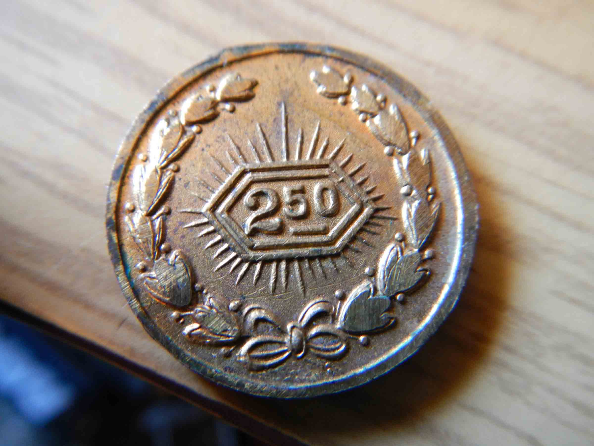 Signit-Or-Coin?-Anyone-Recognize-This?