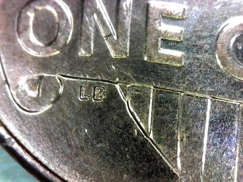 2015-Lincoln-Shield-Designer-Initials-Comparison