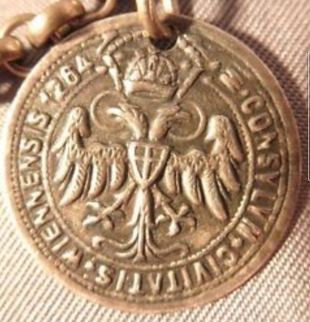I'd-Please,-Coin-Like-Piece