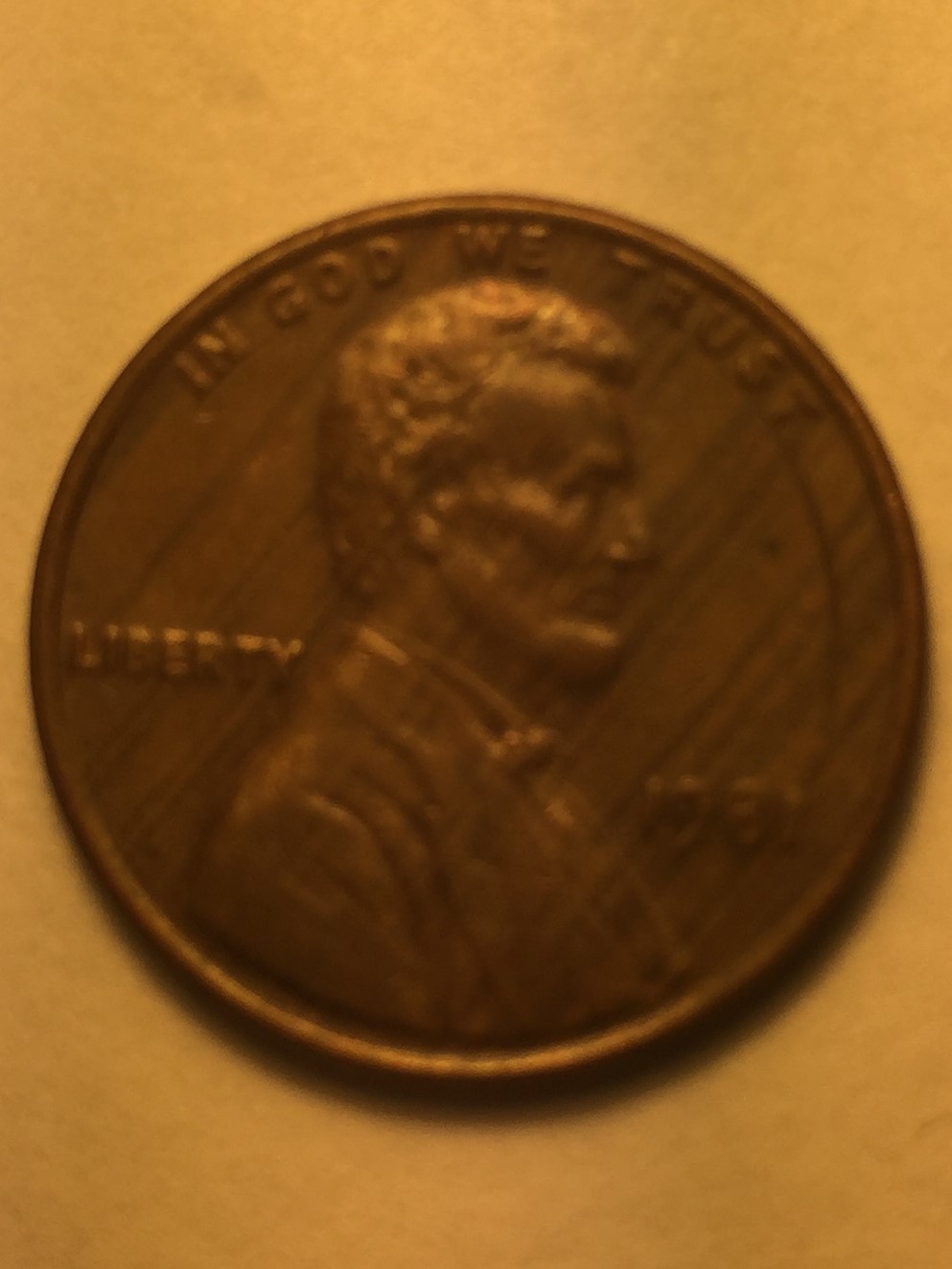 1981-Lincoln-Penny-With-Irregularities---Stripes-And-Circular-Imprents