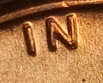 Is-The-A-1972-DDO-Penny?-I-Know-The-Date-Pic-Isn't-Good-But-It-Does-Have-The-Indentured.