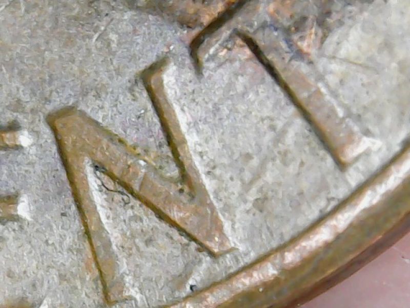 1983-D-LMC-With-Die-Cracks-On-Reverse