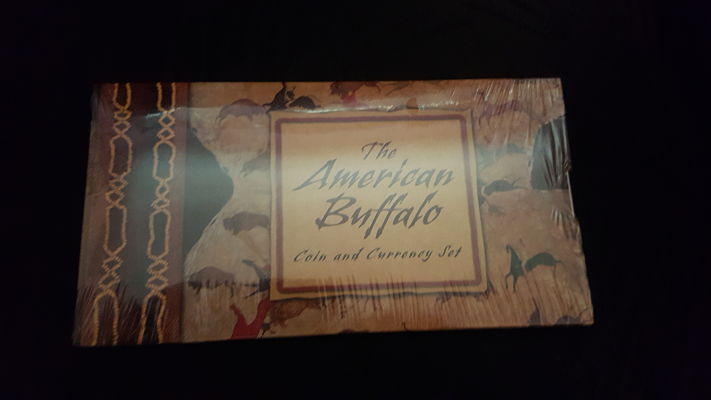 2001-American-Buffalo-Coin-And-Currency-Set