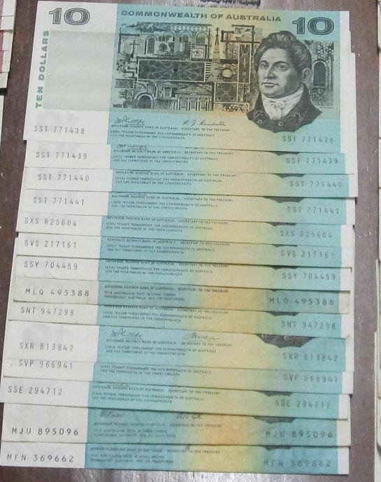 Help-With-Bundle-Of-Paper-Notes-Please!