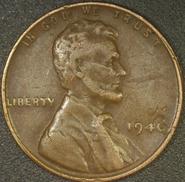 1946-Lincoln-Cent-Error?-What-Happened?