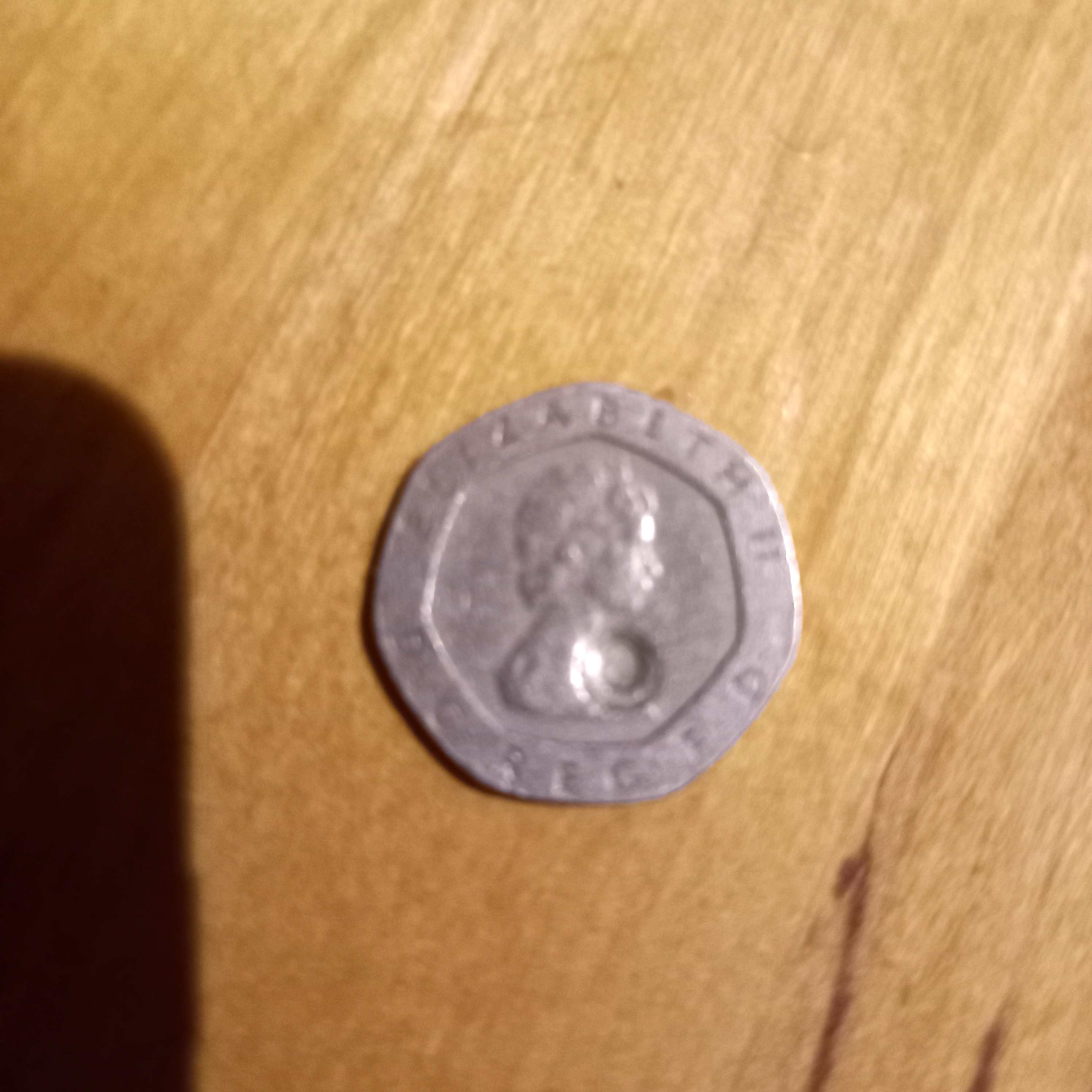 Is-This-An-Error-Coin-1982-20-Pence