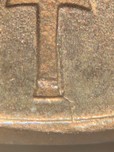 2004-LMC-Crack-On-Reverse.