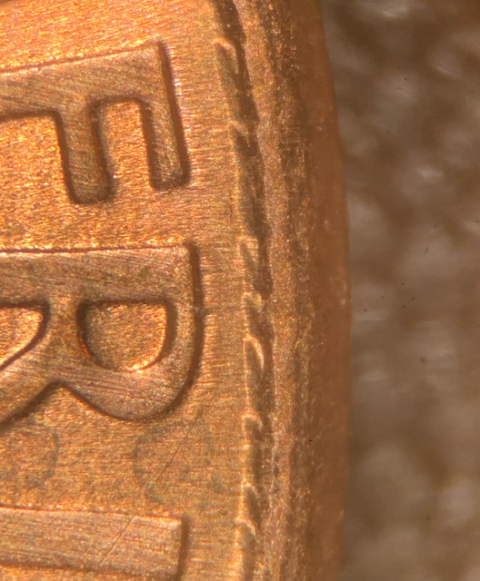 2000-D-Lincoln-Memorial-Cent.-UFO