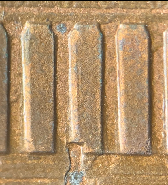 1988-D-Lincoln-Memorial-Cent.-Bay-3-Gouge?