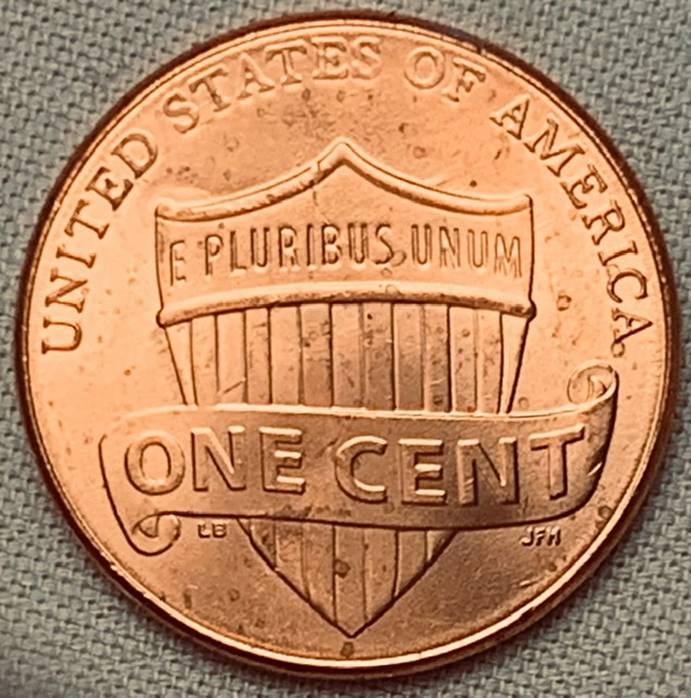 2017-P-Lincoln-Shield.-Feeder-Fingers