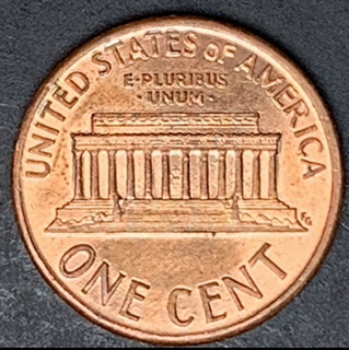 1992-D-Lincoln-Memorial-UFO