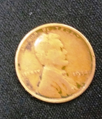 This-Is-A-Freaky-1934-Cent.....what-Kind-Of-Error?
