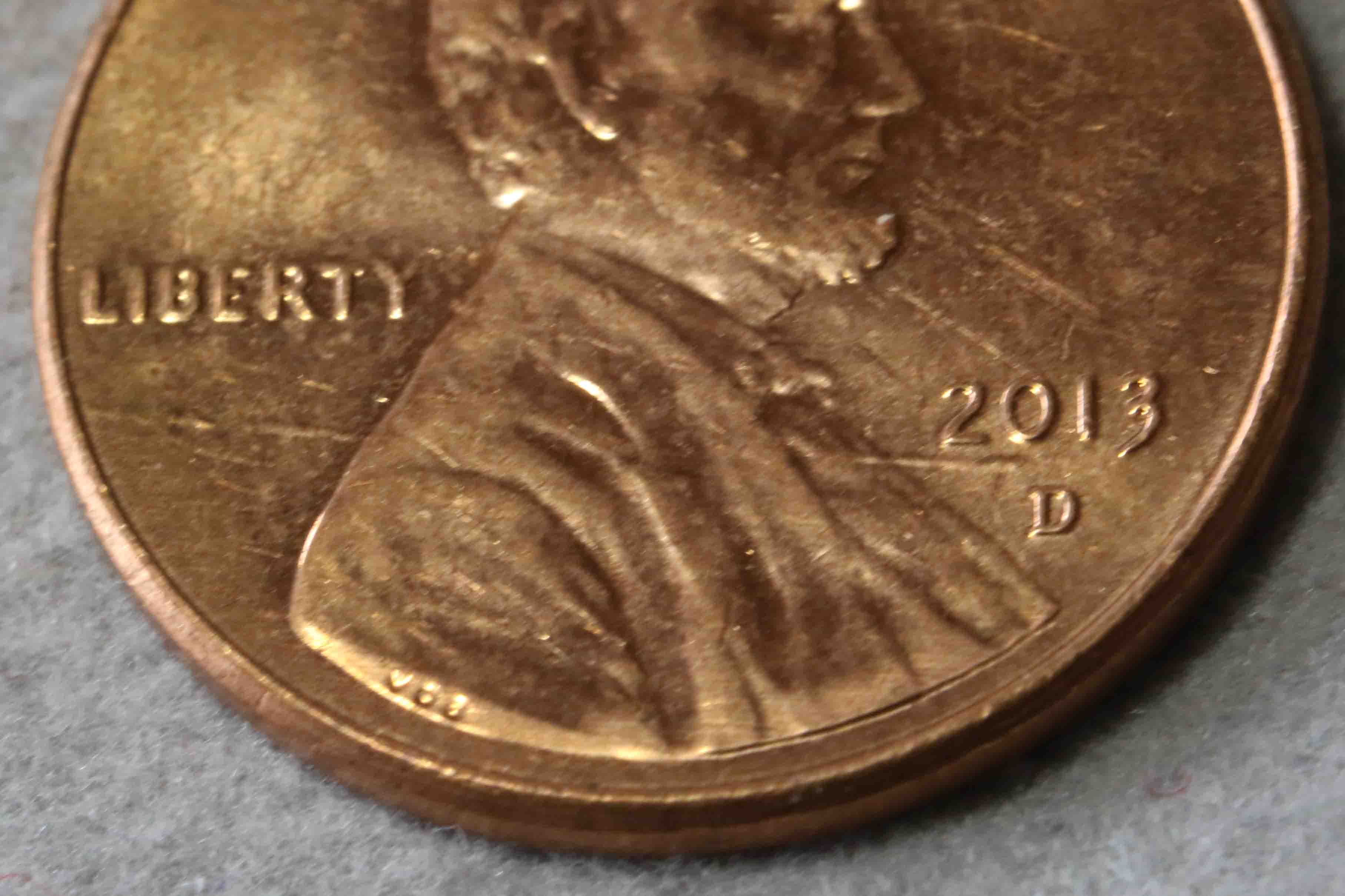 2013-Lincoln-Cent-With-Die-Break...-Shouldn't-There-Be-Others?