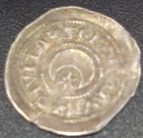 Hammered-Byzantine?-Crescent-And-Star.-Need-Some-Help-With-Identification