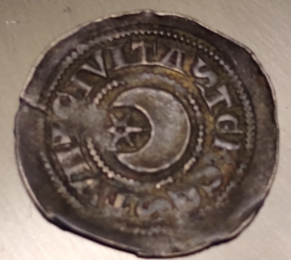 Hammered-Byzantine?-Crescent-And-Star.-Need-Some-Help-With-Identification
