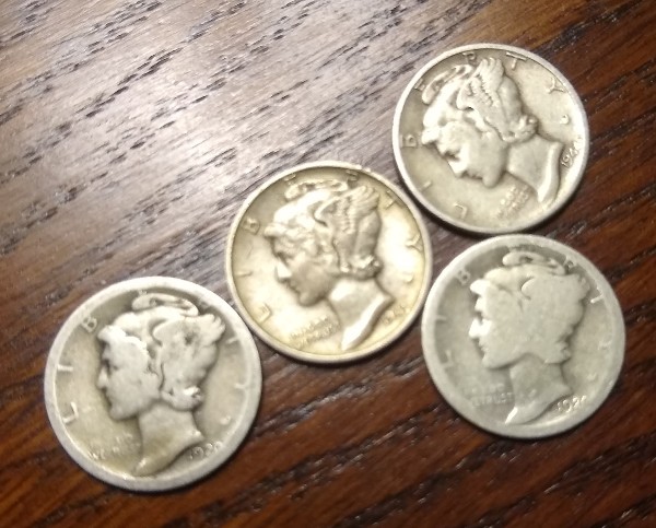 1916-And-1936-Mercury-Dime-.-Grades-In-Contrast.