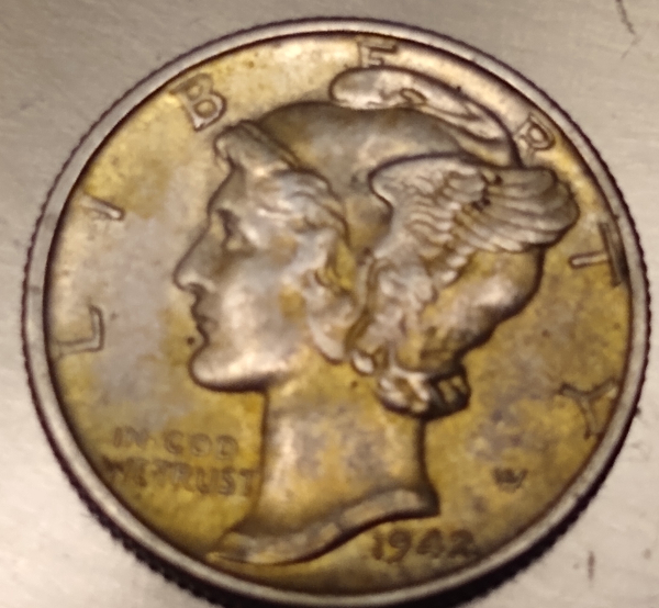90%-Silver-Still-Being-Melted;-Interesting-Experience-At-Two-Shops-In-Florence,-Italy