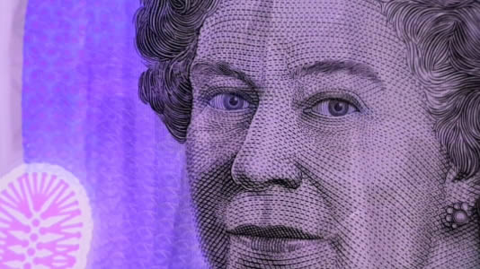 New-Generation-$5-Note-Error?-The-Pink-Eyed-Queen!--Real-Or-Fake?
