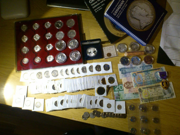 Coins-Storage-And-Display