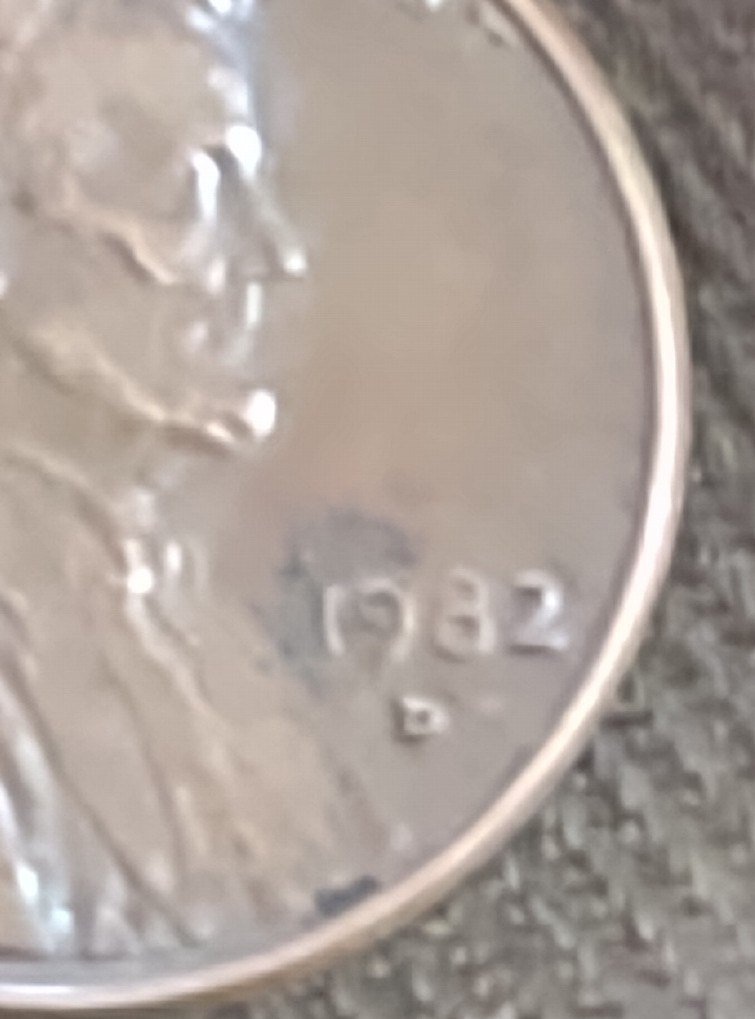 1982-D-Small-Date-Or-Large?