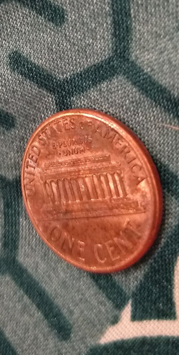 1992-D-Penny-Seems-To-Have-An-Unusual-Error-With-Its-Date-It-Looks-Like-