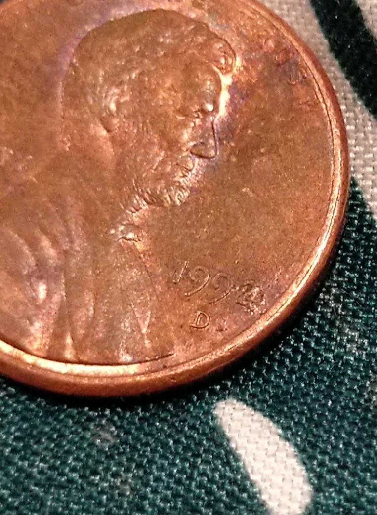 1992-D-Penny-Seems-To-Have-An-Unusual-Error-With-Its-Date-It-Looks-Like-