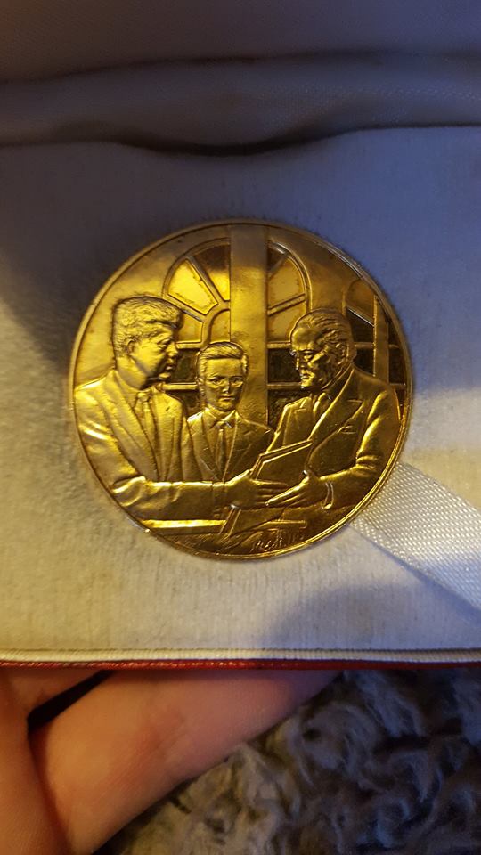 Can-Anyone-Help-Identify-This-Coin/Medallion-Please?