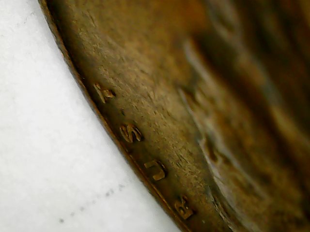 Newbie-Have-A-1944-Lincoln-Cent,-Is-This-Cap-Error?