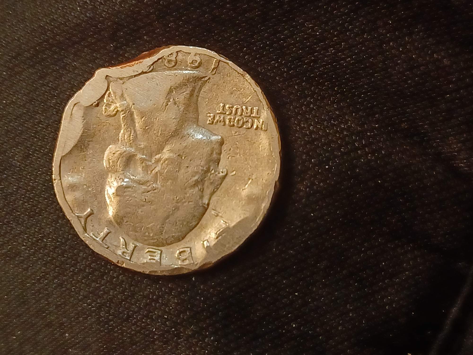 198?-Lincoln-Memorial-198?-Washington-Quarter-1990-Washington-Quarter.-Need-Insight-If-Possible.