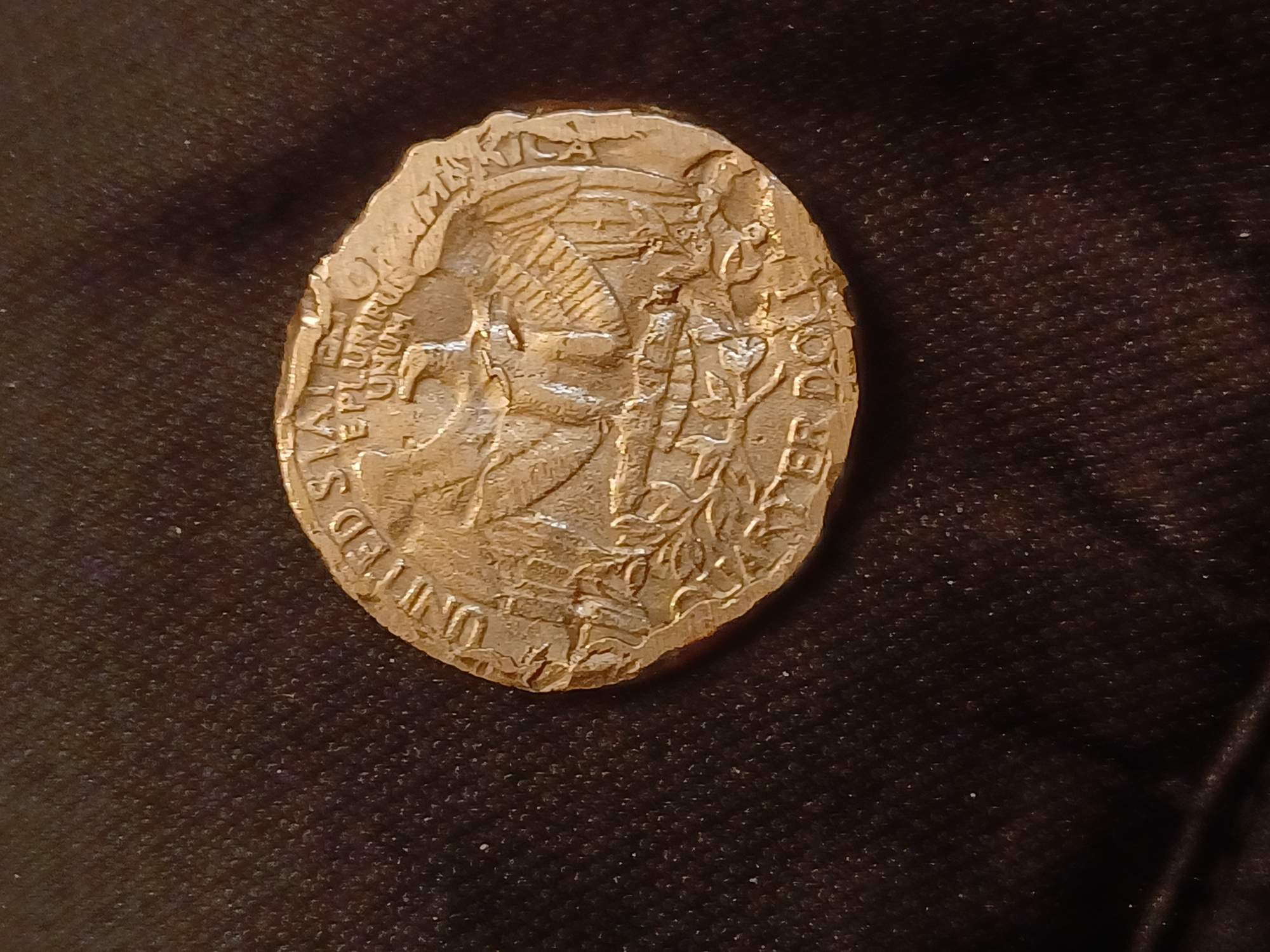 198?-Lincoln-Memorial-198?-Washington-Quarter-1990-Washington-Quarter.-Need-Insight-If-Possible.