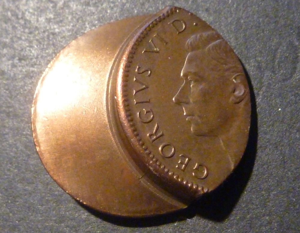 Spectacular-1946-1c-Off-Centre-Strike