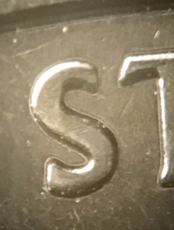 2nd-2002-Quarter-Doubled-Die?--Also-Something-In-Between-The-