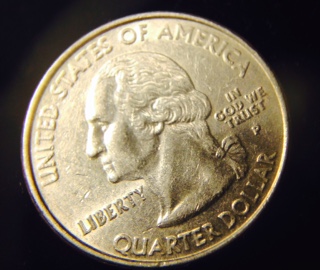 2001-RI-State-Quarter-With-Two-Different-Colors